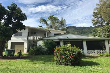 20 Valmadre St, Caravonica, QLD 4878