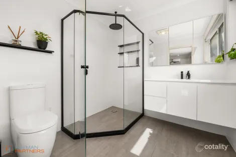 Property photo of 3 Leake Place Curtin ACT 2605