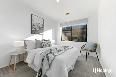 Property photo of 51 The Strand Point Cook VIC 3030