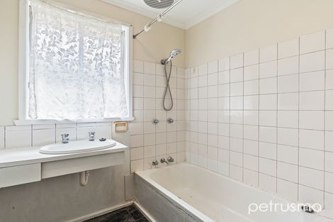 Property photo of 12 Mayland Court Rokeby TAS 7019