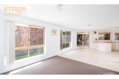 Property photo of 8 Wilshire Place Runcorn QLD 4113