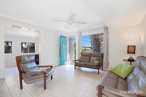 Property photo of 2/8 Sobraon Street Sunrise Beach QLD 4567
