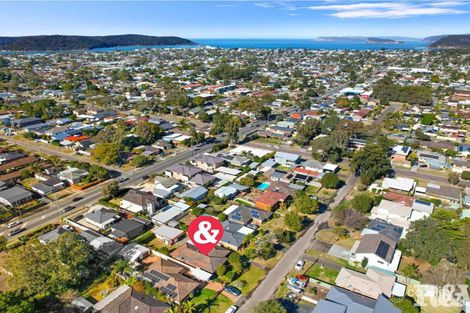 8 Farleigh Ave, Umina Beach, NSW 2257