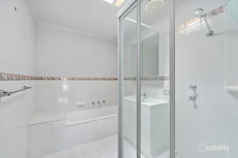 Property photo of 5/3 Dyara Close Ngunnawal ACT 2913