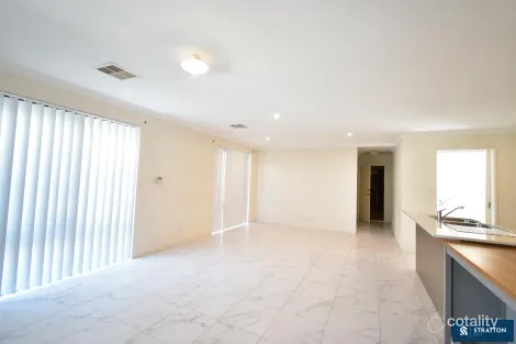Property photo of 8 Sparkle Vista Dayton WA 6055