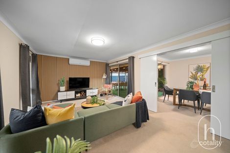 Property photo of 33 Gradient Way Beldon WA 6027