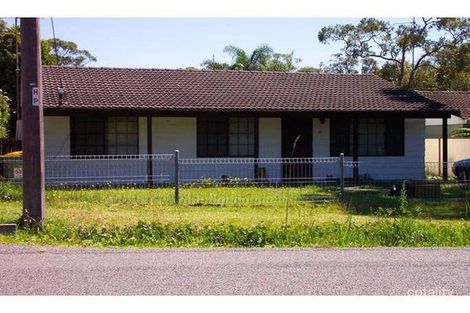 Property photo of 41 Moala Parade Charmhaven NSW 2263