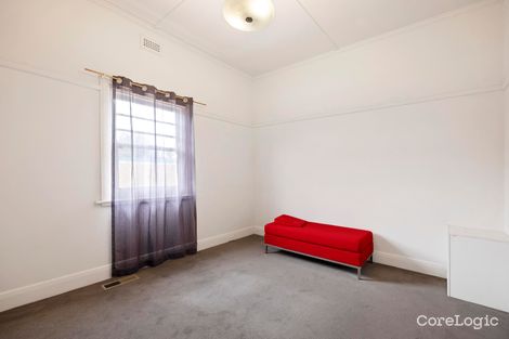 Property photo of 240 Douglas Parade Newport VIC 3015