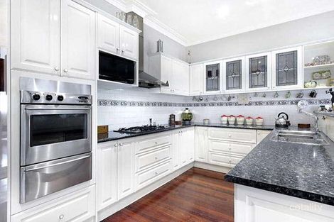 Property photo of 12 Willowtree Crescent Niddrie VIC 3042