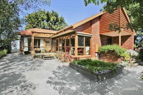 Property photo of 2/23 Renown Street Burwood VIC 3125