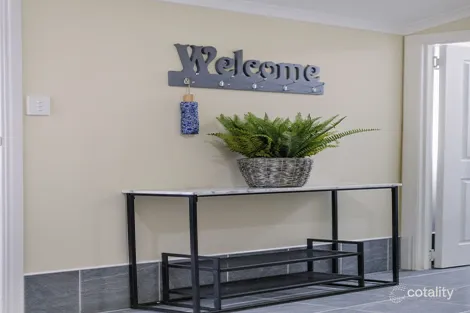 Property photo of 38 Yarilee Drive Granville QLD 4650