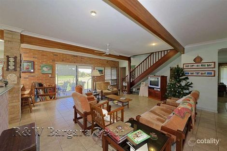 Property photo of 127 Seaview Road Bargara QLD 4670