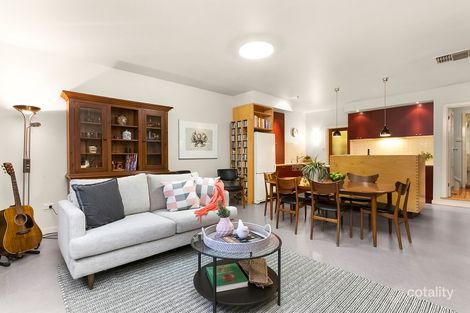 Property photo of 17 Hawthorn Road Northcote VIC 3070