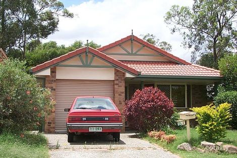 Property photo of 8 Scarlet Place Forest Lake QLD 4078