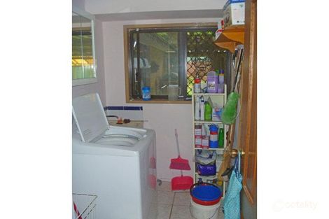 Property photo of 189 Copperfield Drive Rosemeadow NSW 2560