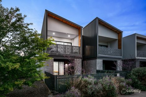Property photo of 10 Helmsman Walk Point Cook VIC 3030