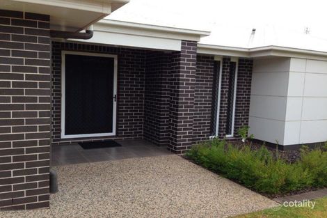 Property photo of 17 Brimblecombe Drive Middle Ridge QLD 4350