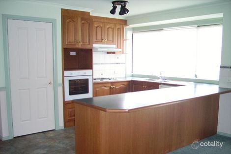 Property photo of 21 Scarborough Avenue Cranbourne West VIC 3977