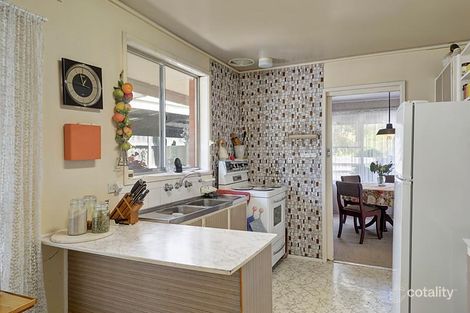 Property photo of 16 Arawata Drive Doncaster East VIC 3109