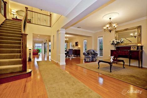 Property photo of 6 Viola Close Greensborough VIC 3088