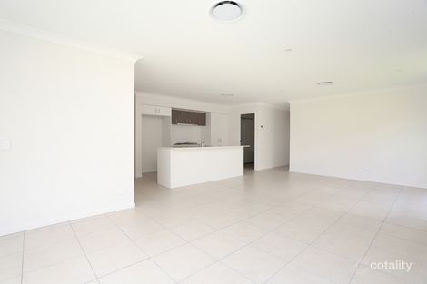 Property photo of 7 Benjamen Crescent Nirimba QLD 4551