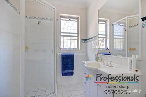 Property photo of 28/1 Quarry Close Yagoona NSW 2199