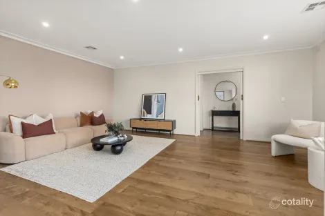 Property photo of 5 Meadows Court Chadstone VIC 3148