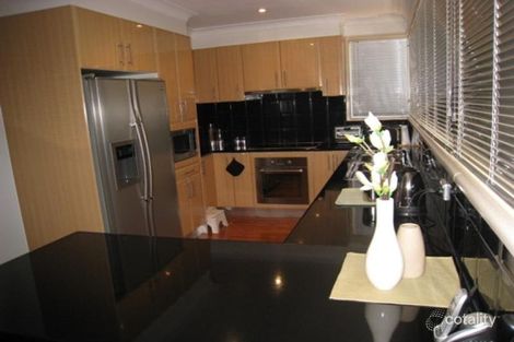 Property photo of 7 Jacaranda Drive Georges Hall NSW 2198