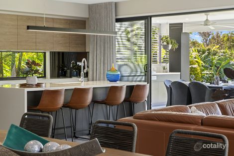 Property photo of 40 Serenity Boulevard Helensvale QLD 4212