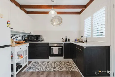 Property photo of 22 Clare Crescent Batehaven NSW 2536