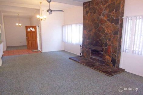 Property photo of 60 T E Peters Drive Broadbeach Waters QLD 4218
