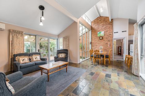 Property photo of 19 Summerhill Park Drive Mooroolbark VIC 3138