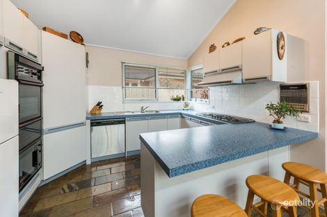 Property photo of 19 Summerhill Park Drive Mooroolbark VIC 3138