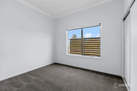 Property photo of 2/15 Tom Roberts Parade Point Cook VIC 3030