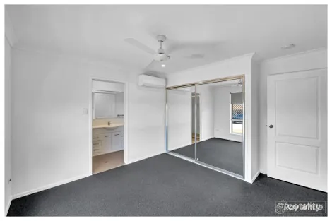 Property photo of 33 Doongarra Crescent Gracemere QLD 4702