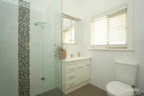 Property photo of 8 Animoo Avenue Griffith NSW 2680