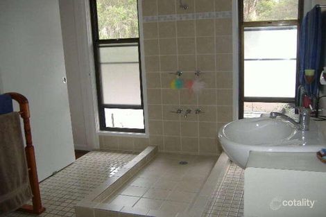 Property photo of 28 Stanley Drive Villeneuve QLD 4514