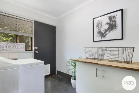 Property photo of 32 Bruce Street West Wodonga VIC 3690