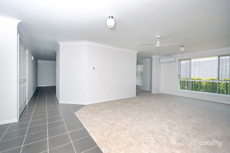 Property photo of 10 Magnolia Close Fletcher NSW 2287