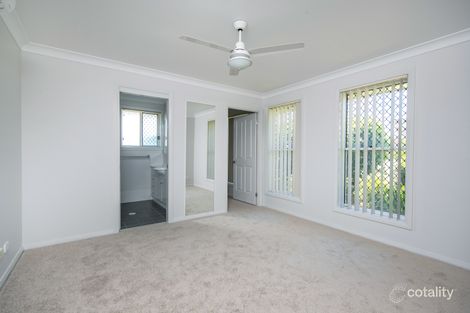 Property photo of 10 Magnolia Close Fletcher NSW 2287