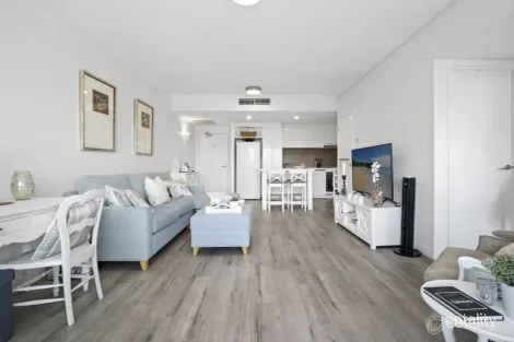 Property photo of 2102/33 T E Peters Drive Broadbeach Waters QLD 4218
