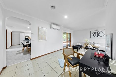 Property photo of 35 Wilmot Drive Delahey VIC 3037