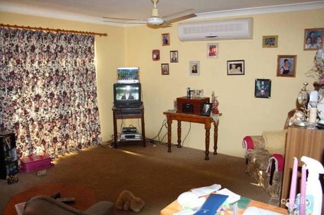 Property photo of 27 Fourth Avenue Maaroom QLD 4650