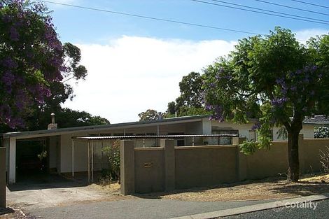 4 Gloucester Rd, Kalamunda, WA 6076