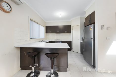 Property photo of 33 Menzies Drive Burnside Heights VIC 3023