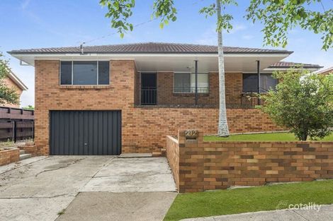 212 Broadwater Rd, Mansfield, QLD 4122