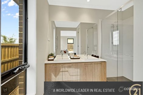 Property photo of 52 Bacchus Road Cranbourne West VIC 3977