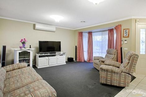 Property photo of 24 Jamie Court Pakenham VIC 3810