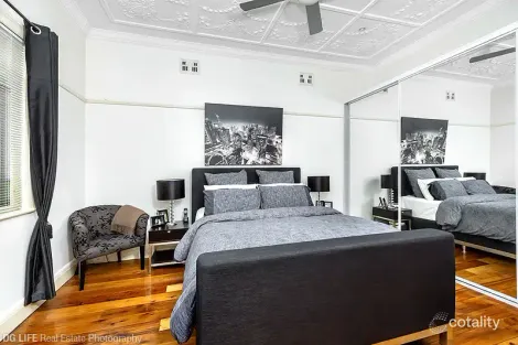 Property photo of 22 Loftus Crescent Homebush NSW 2140