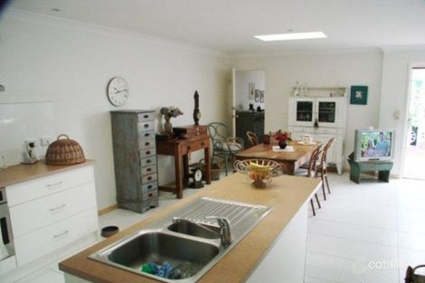 2/10 Donald Ave, Paradise Point, QLD 4216